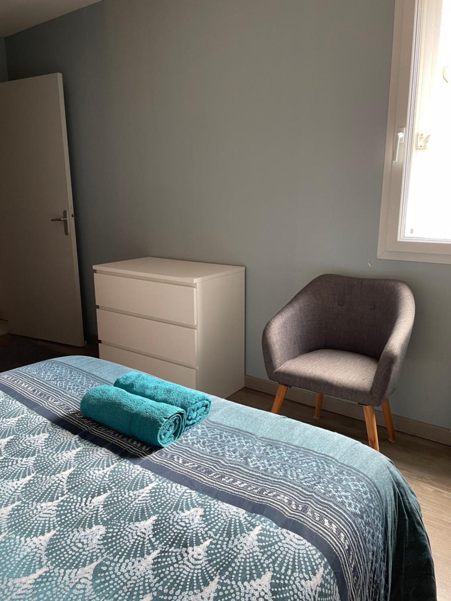 Gare Family Home Laval  Ngoại thất bức ảnh
