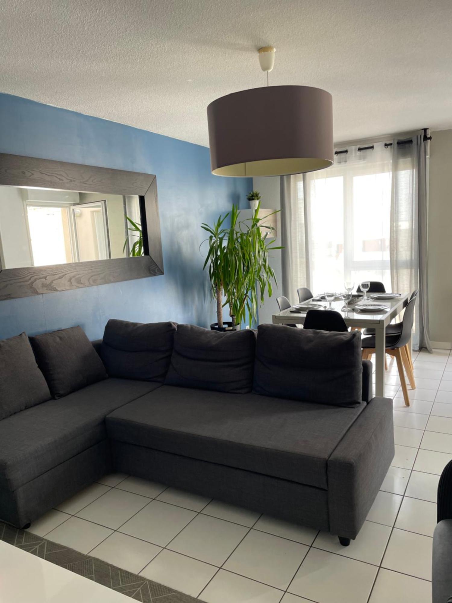 Gare Family Home Laval  Ngoại thất bức ảnh