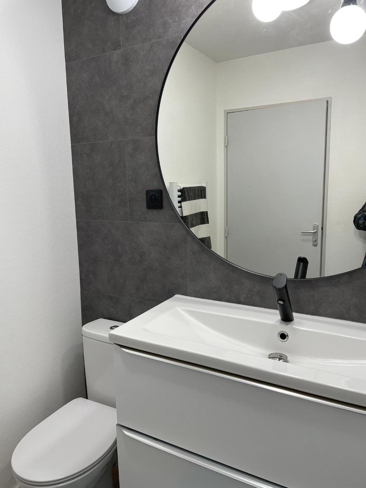 Gare Family Home Laval  Ngoại thất bức ảnh